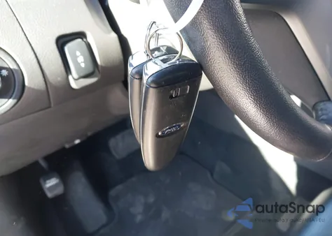 2017 Ford Taurus Limited z USA, uszkodzony, nr VIN 1FAHP2F81HG114377